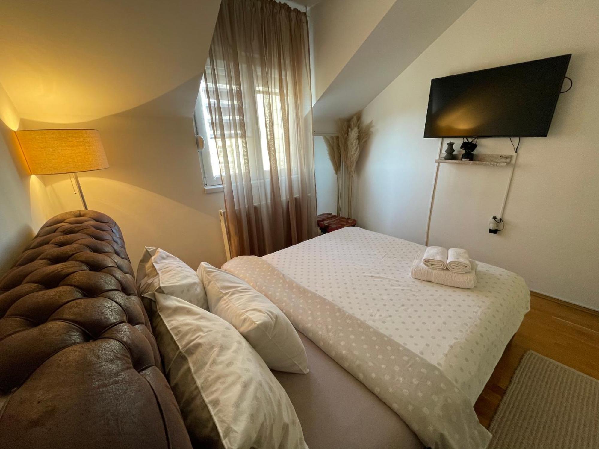 Charme Apartman Kruševac Dış mekan fotoğraf